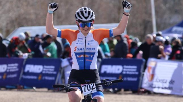 Est&iacute;baliz Sagardoy gana y lidera el Open de Espa&ntilde;a